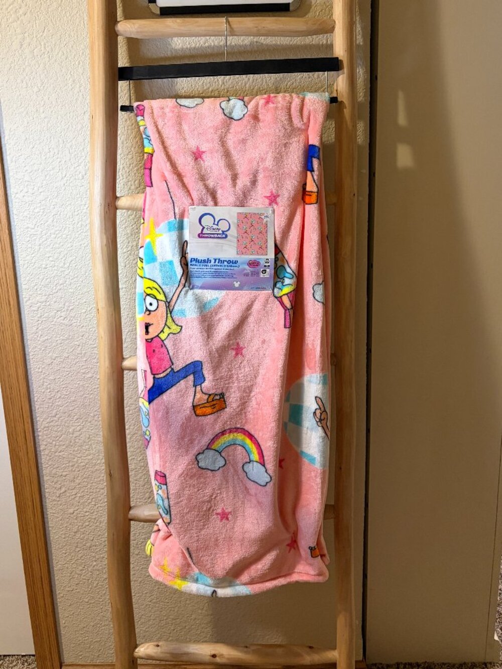 Disney Channel Throwback Lizzie McGuire Plush Throw Blanket 50x70 NWT